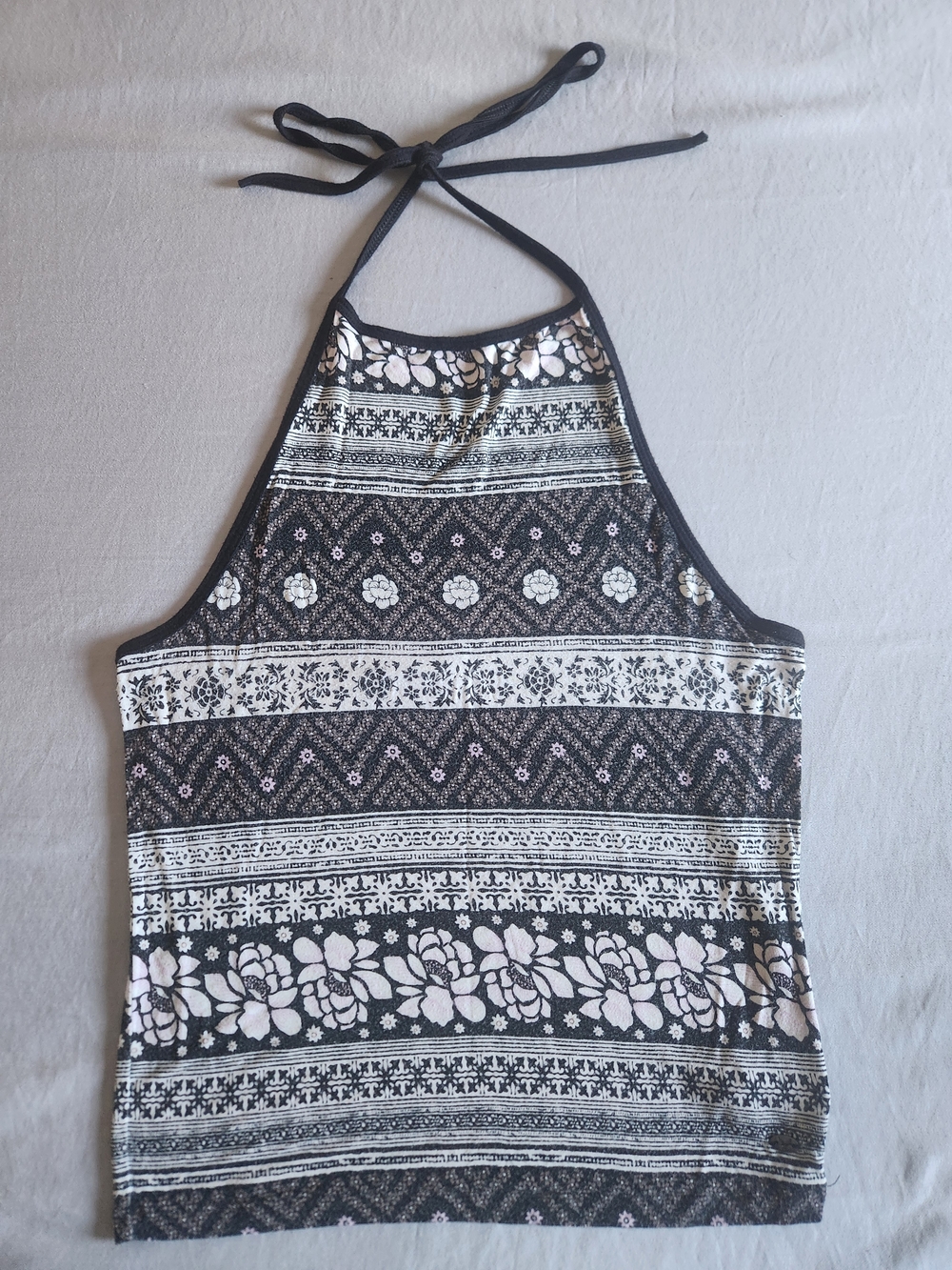 American Eagle Outfitters Gray & Black Printed Tank Top